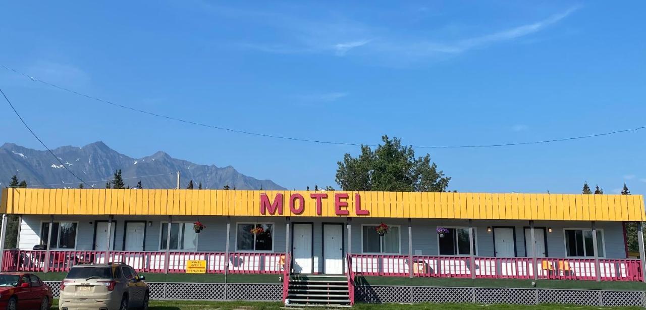 Glacier View Inn Haines Junction Εξωτερικό φωτογραφία